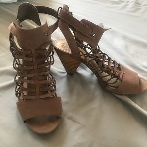 vince camuto evel caged sandal heels brown size 8